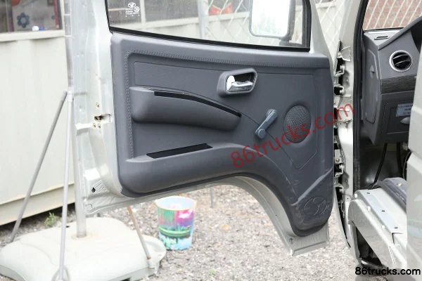 Shifeng Fengling 112hp 4X2(6 wheels) 2.6m Dump Truck (China VI) Cab (3) | 86Trucks
