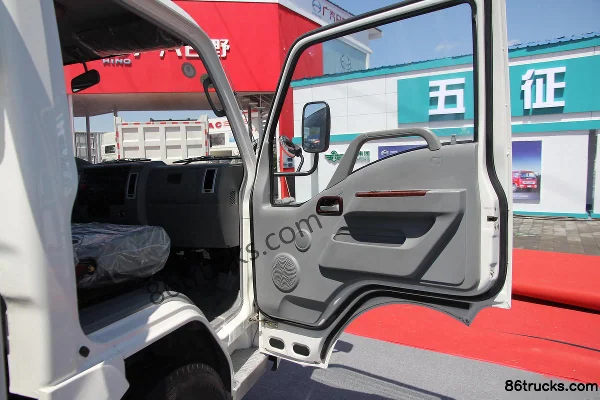 Jinbei Lingqi 78 ch 4X2(6 roues) camion léger plateau cabine simple 3,3 m (1) | 86Trucks