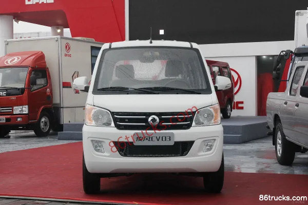 Dongfeng Junfeng CV03 88 hp 1.3L Van (White) Exterior