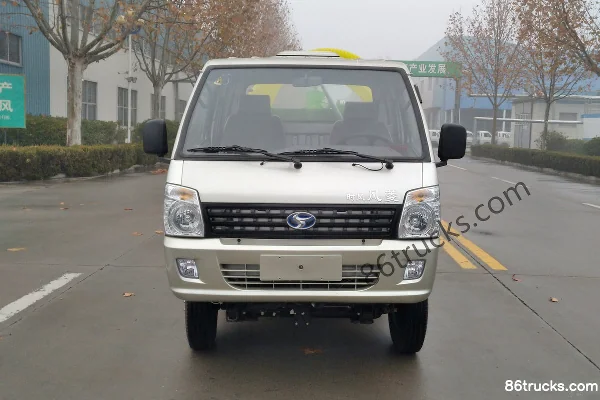 Shifeng Fengling 112 hp 4X2(6 wheels) Vacuum Sewage Truck Exterior (2) | 86Trucks