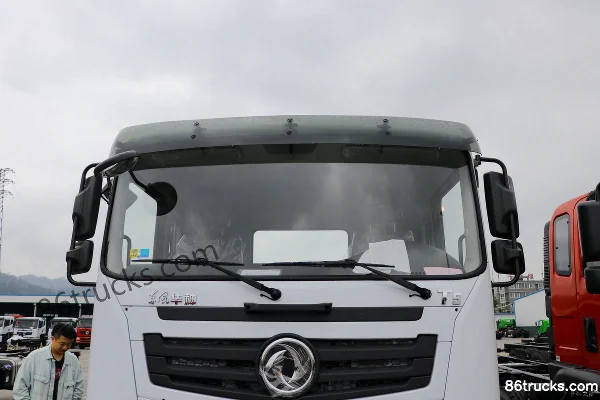 Dongfeng T5 6X4(10 roues) camion citerne d'arrosage (marque Zhongjie) Extérieur (3) | 86Trucks