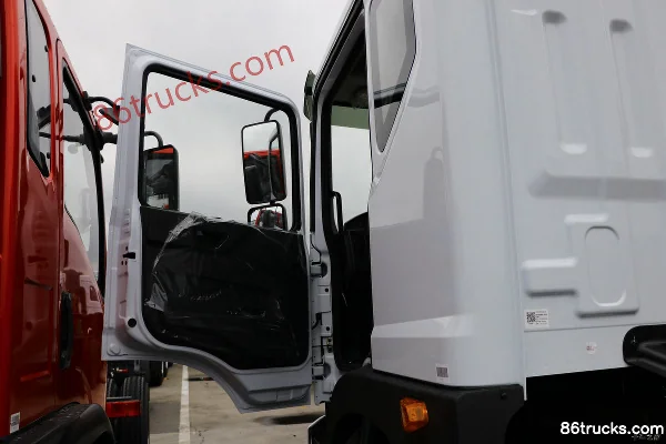 Dongfeng T5 6X4(10 roues) camion citerne d'arrosage (marque Zhongjie) Cabine (1) | 86Trucks