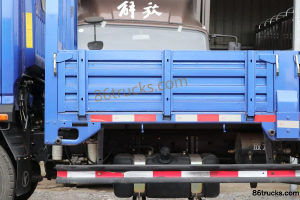 Shifeng Fengchi 87 hp 4X2(6 wheels) 4.09m Single Row Flatbed Light Truck Body (2) | 86Trucks