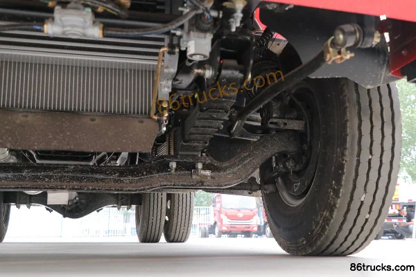 Yuejin Fuyun X300-33 115 hp 4X2(6 wheels) 4.18m single-row cab stake truck Chassis (3) | 86Trucks