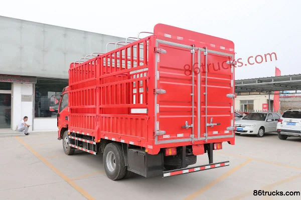 Yuejin Fuyun X300-33 115 hp 4X2(6 wheels) 4.18m single-row cab stake truck Body (2) | 86Trucks