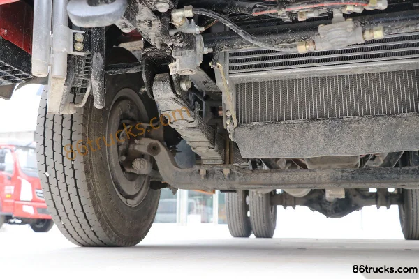 Yuejin Fuyun X500-33 143hp 4X2(6 wheels) 4.2m Single Row Van Light Truck Chassis (2) | 86Trucks