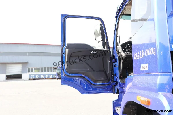 Foton Auman New ETX Northern Edition 400 hp 6X4(10 wheels) Tractor Truck (China VI) Cab (1) | 86Trucks