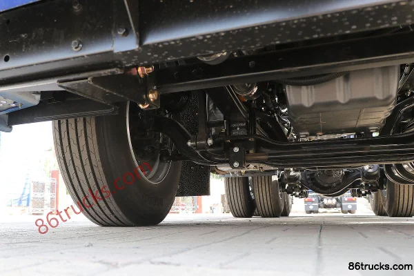 Foton Auman GTL 6 series heavy truck 430 hp 6X4(10 wheels) tractor truck Chassis (2) | 86Trucks