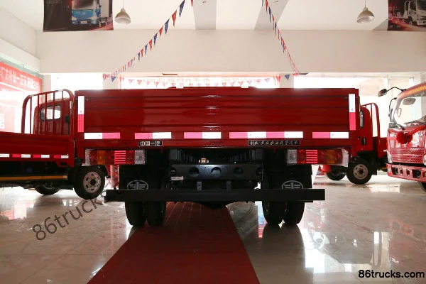 FAW Jiefang J6F 160 ch 4X2(6 roues) camion léger plateau 4,16 m cabine simple Carrosserie (1) | 86Trucks