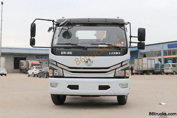 Chengliwei Chengliwei Dongfeng chassis liquid transport truck