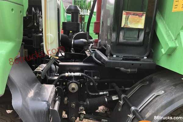 SANY V5 Heavy Truck Longhui Edition 380hp 8X4(12 wheels) 5.8m Intelligent Eco Dump Truck Cab (2) | 86Trucks
