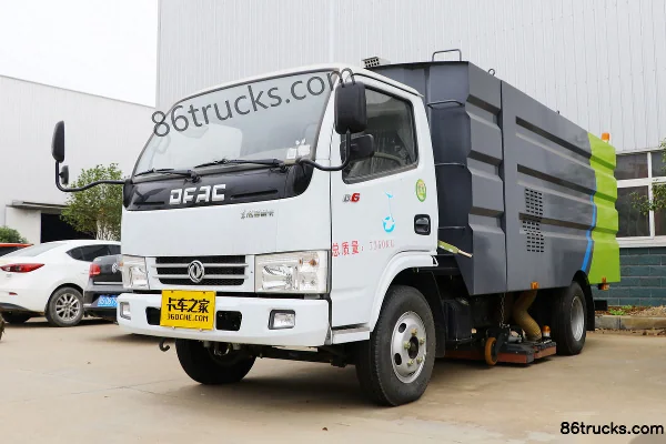 Chusheng Chusheng Dongfeng chassis vacuum sweeper truck