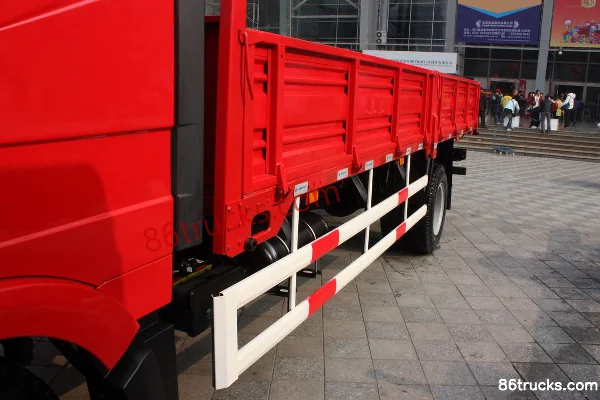 FAW Jiefang J6L camion lourd 320 ch 8X4(12 roues) camion porteur à ridelles 7 m Extérieur (3) | 86Trucks