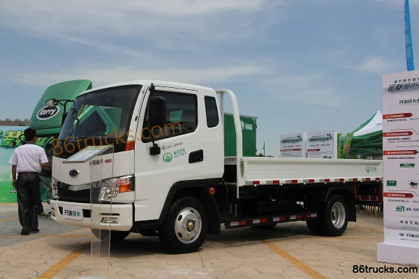 Karry GreenCard S 129hp 4X2(6 wheels) 4m Extended Cab Flatbed Light Truck Exterior (3) | 86Trucks
