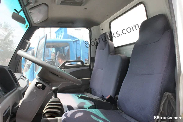 JAC Shuailing K340 152 hp 4X2(6 wheels) 4.12m single-row box van truck Cab (3) | 86Trucks