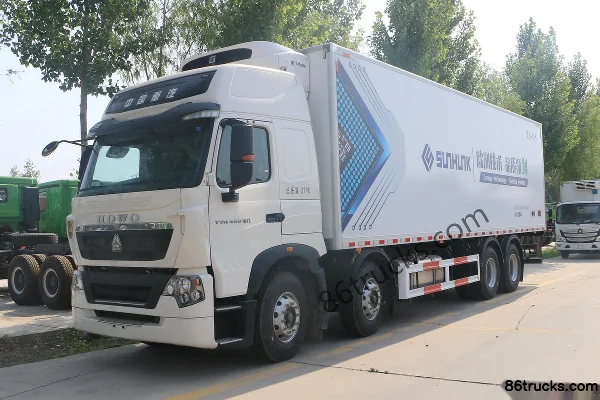 Sinotruk HOWO T7H camion lourd 440 ch 8X4(12 roues) 9,33 m camion frigorifique (marque Hongchang Tianma) Extérieur (3) | 86Trucks