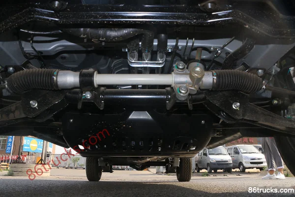 Wuling Rongguang New Card 1.8L 125 hp 4X2(6 wheels) Gasoline 2.45m Double Row Flatbed Micro Truck (China VI) Chassis (1) | 86Trucks