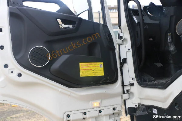 Dongfeng Commercial Vehicle Tianlong KL poids lourd 465 ch 4X2(6 roues) tracteur routier (China VI) (blanc) Cabine (2) | 86Trucks