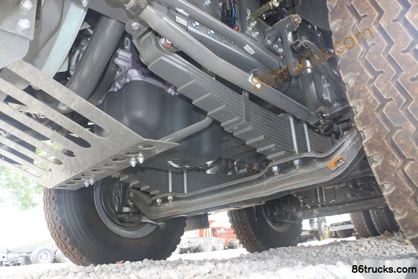 Sinotruk Hohan N7G 440hp 8X4(12 wheels) 7.6m dump truck Chassis (3) | 86Trucks