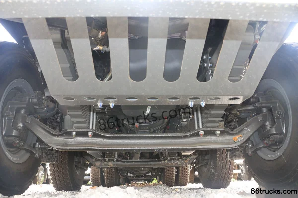 Sinotruk Hohan N7G 440hp 8X4(12 wheels) 7.6m dump truck Chassis (1) | 86Trucks