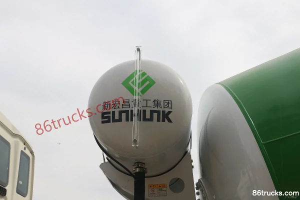 Sinotruk HOWO TX6 340 hp 8X4(12 wheels) 7.98 m³ Concrete Mixer Truck (Hongchang Tianma) Body (2) | 86Trucks