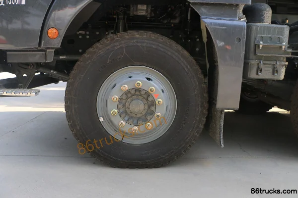 Sinotruk Sitrak G7H Heavy Truck 440 hp 8X4(12 wheels) 8m Dump Truck Chassis (3) | 86Trucks