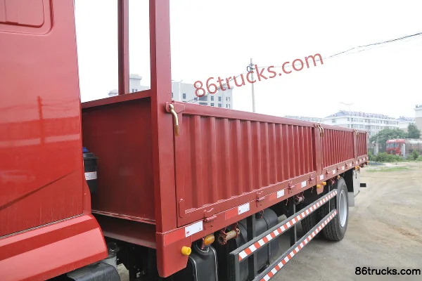 SHACMAN Commercial Vehicle Xuande X6 Medium Truck Standard Load Edition 170hp 4X2(6 wheels) 6.75m Flatbed Cargo Truck Body (1) | 86Trucks