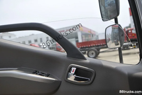 Foton Aumark S3 Series 143 hp 4X2(6 wheels) 4.08 m refrigerated truck (ZF) Cab (3) | 86Trucks