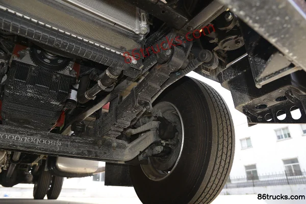 Foton Auman R-Series 220 hp 4X2(6 wheels) 6.8m stake truck (high roof) Chassis (3) | 86Trucks
