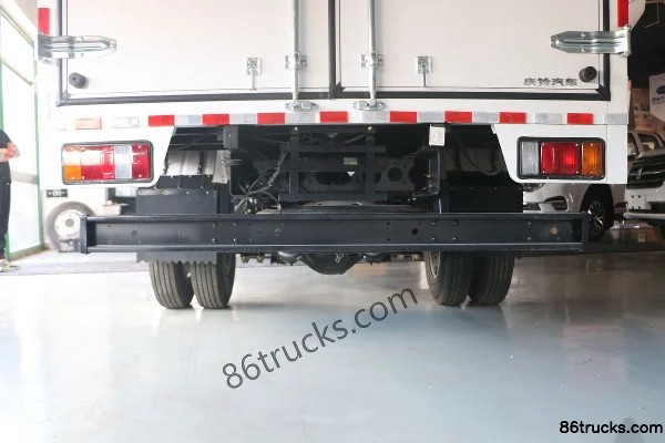 Qingling Isuzu M600 120 hp 4X2(6 wheels) 4.17m Single Row Van Light Truck (China VI) Body (1) | 86Trucks