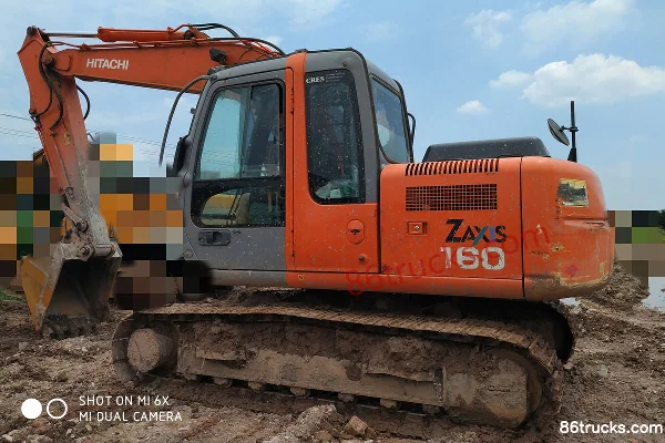 Hitachi ZX120 Medium Excavator Exterior (3) | 86Trucks