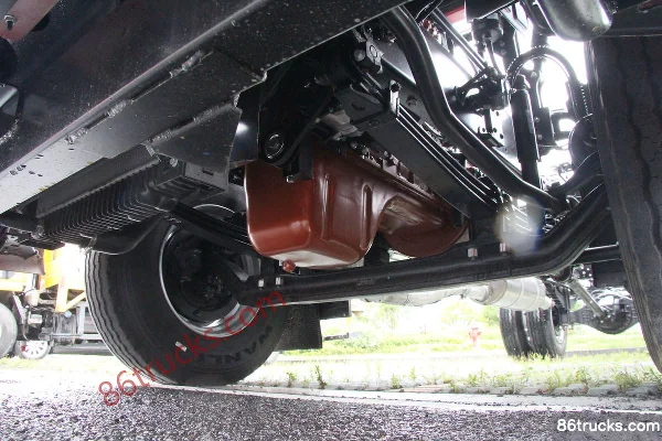JAC Gallop A5XⅢ Medium Truck 240hp 4X2(6 wheels) 6.8m Van Cargo Truck (Dual Fuel Tank) Chassis (2) | 86Trucks