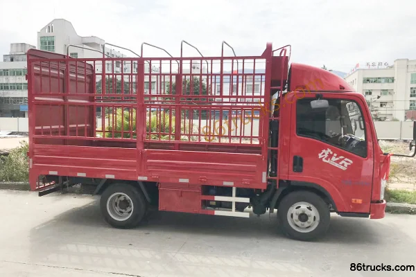 FAW Jiefang Hu VR 110 hp 4X2(6 wheels) 3.7m single-row stake truck Exterior (2) | 86Trucks