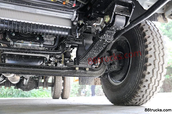 JMC Kaiyun Blue Whale Standard Edition 152hp 4X2(6 wheels) 4.08m single-row van light truck (China VI) Chassis (3) | 86Trucks
