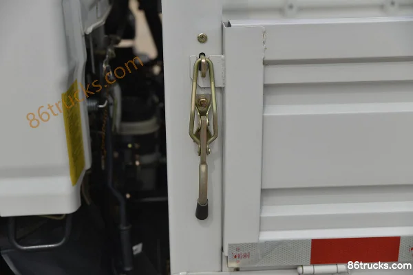 Kama Kaijie M3 high-end version 110 hp 4X2(6 wheels) 4.16m single-row stake light truck Body (3) | 86Trucks