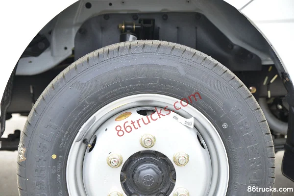 Kama Ruihang X3 110 hp 4X2(6 wheels) 3.18m single-row van micro truck Chassis (2) | 86Trucks