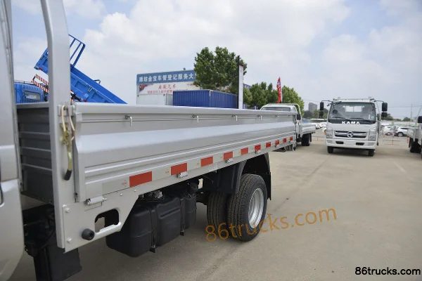 Kama K23 1.5L 113 ch 4X2(6 roues) essence 3,3 m camion micro plateau à ridelles à cabine simple (China VI) Carrosserie (1) | 86Trucks