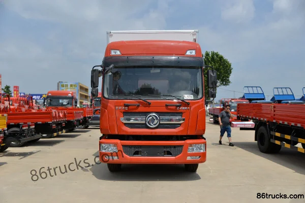 Dongfeng Dongfeng D9 medium-duty truck Refrigerated Truck