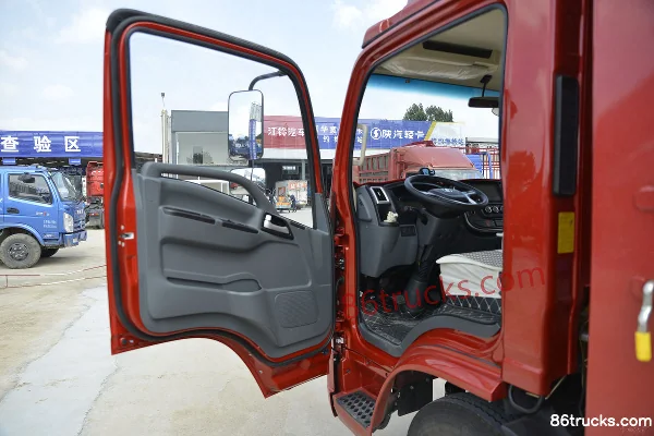 SHACMAN Light Truck Delong K3000 160hp 4X2(6 wheels) 4.18m Single Row Stake Truck Cab (1) | 86Trucks