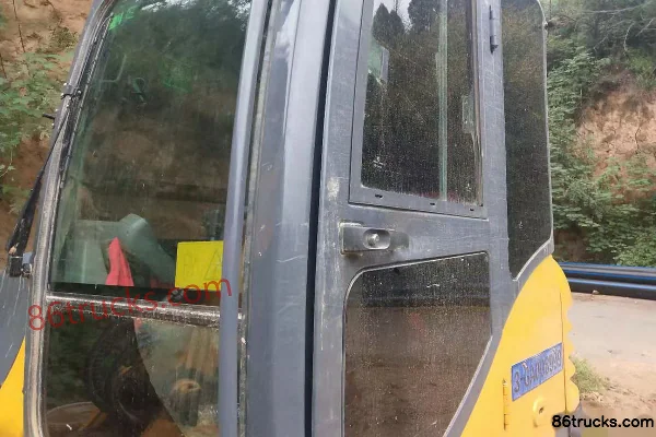 XCMG XE60 excavatrice sur chenilles Extérieur (2) | 86Trucks