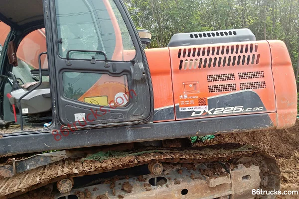 Doosan DX220LC-9C excavatrice sur chenilles Extérieur (2) | 86Trucks