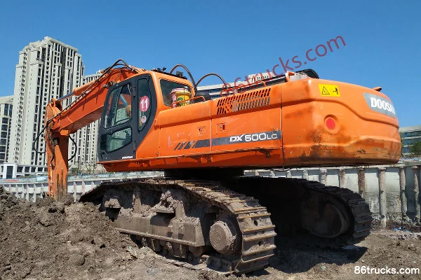 Doosan DX500LC crawler excavator Exterior (2) | 86Trucks