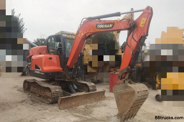 Doosan DX60-9C excavatrice sur chenilles Extérieur (2) | 86Trucks
