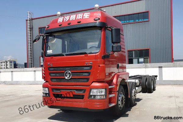 SHACMAN Commercial Vehicle Xuande X3 Heavy Truck Composite Version 290hp 8X4(12 wheels) 9.5m Flatbed Cargo Truck Exterior (3) | 86Trucks