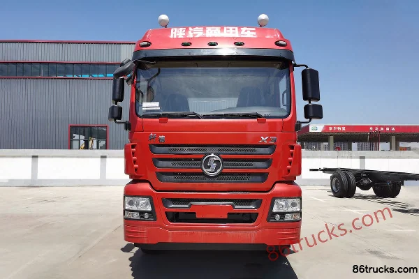 SHACMAN Commercial Vehicle Xuande X3 Heavy Truck Composite Version 290hp 8X4(12 wheels) 9.5m Flatbed Cargo Truck Exterior (2) | 86Trucks