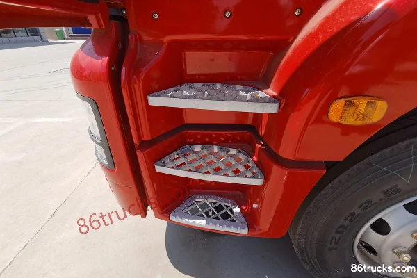 SHACMAN Commercial Vehicle Xuande X3 Heavy Truck Composite Version 290hp 8X4(12 wheels) 9.5m Flatbed Cargo Truck Cab (3) | 86Trucks