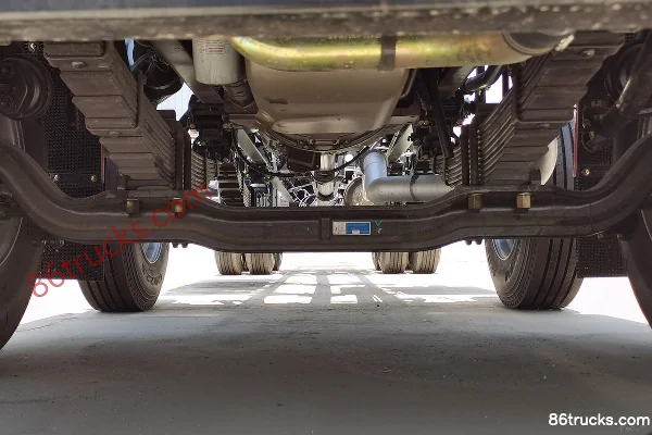 SHACMAN Commercial Vehicle Xuande X3 Heavy Truck Composite Version 290hp 8X4(12 wheels) 9.5m Flatbed Cargo Truck Chassis (1) | 86Trucks