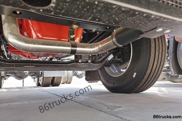 SHACMAN Commercial Vehicle Xuande X3 460 hp 6X4(10 wheels) LNG Tractor Truck (China VI) Chassis (3) | 86Trucks