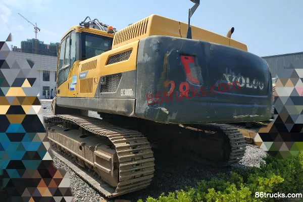 Volvo EC380DL Crawler Excavator Exterior (2) | 86Trucks