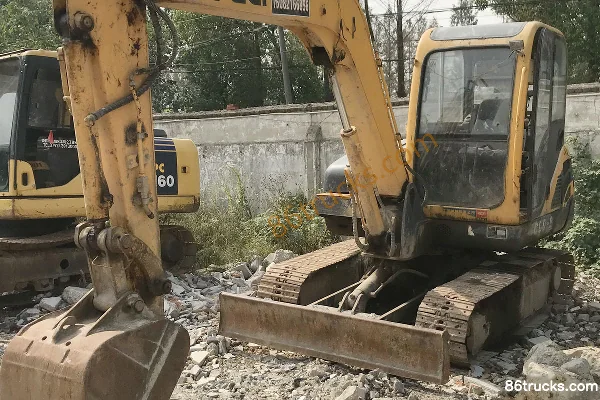 Yuchai YC60-8 Crawler Excavator Exterior (3) | 86Trucks